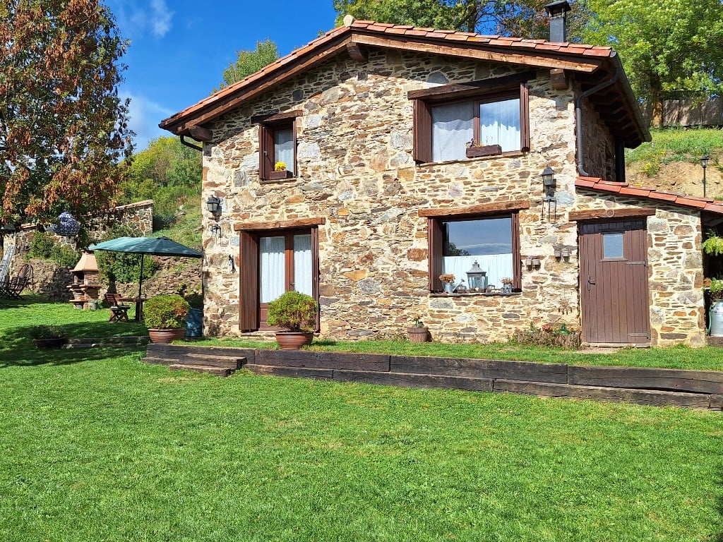 Casa Rural SR-809 · Camprodon